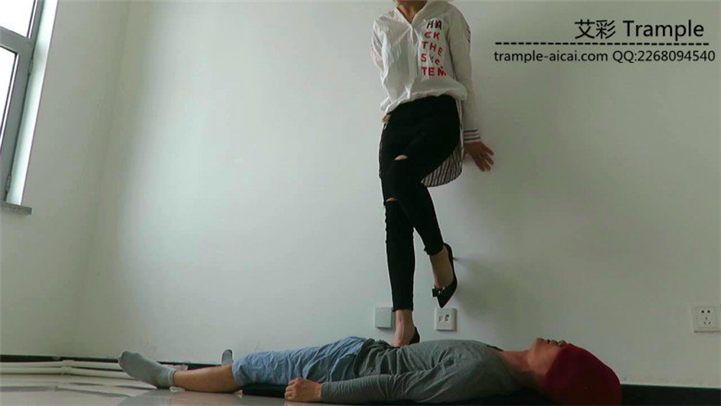 图片[7]_瑶主回归！黑高跟裸足调踩贱狗！_绳缚吧