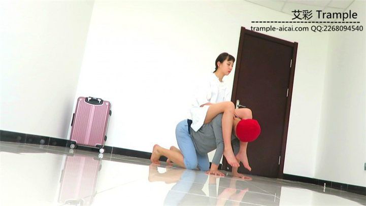 图片[3]_00后天使女主各角度骑乘，坐身舔裸足踩踏！_绳缚吧