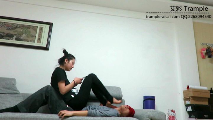 图片[5]_甜美媛媛女主棉袜+踩脚裤虐玩贱狗身体！_绳缚吧