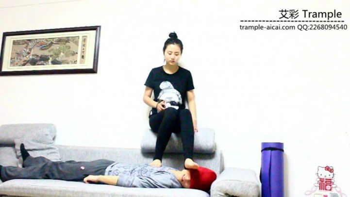 图片[8]_甜美媛媛女主棉袜+踩脚裤虐玩贱狗身体！_绳缚吧