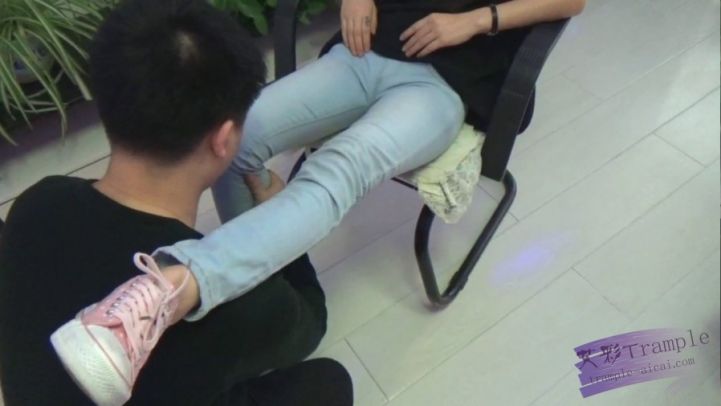 图片[2]_奴隶给主人按摩_绳缚吧