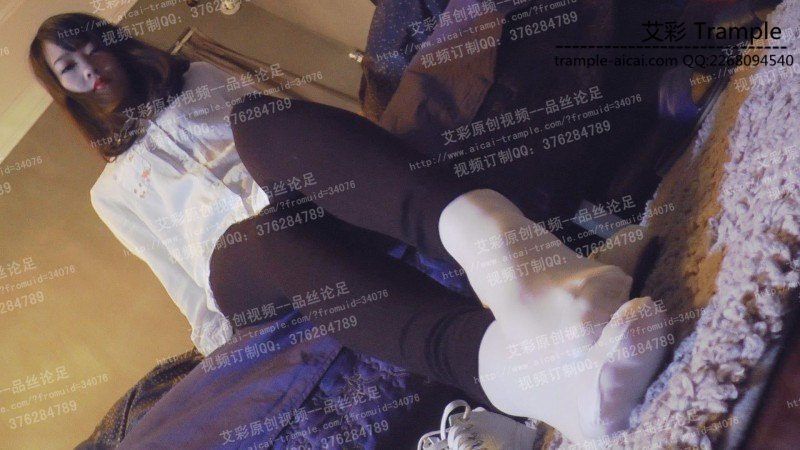 图片[2]_馨雨裸足短白丝_绳缚吧
