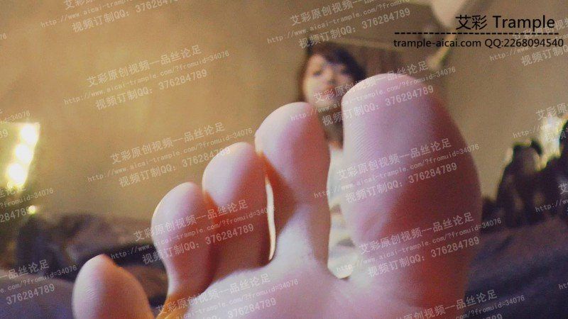 图片[7]_馨雨裸足短白丝_绳缚吧