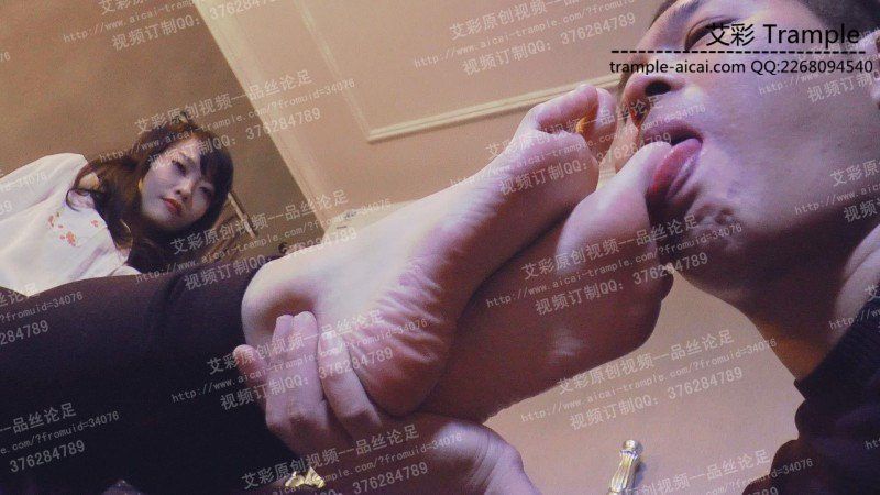 图片[9]_馨雨裸足短白丝_绳缚吧