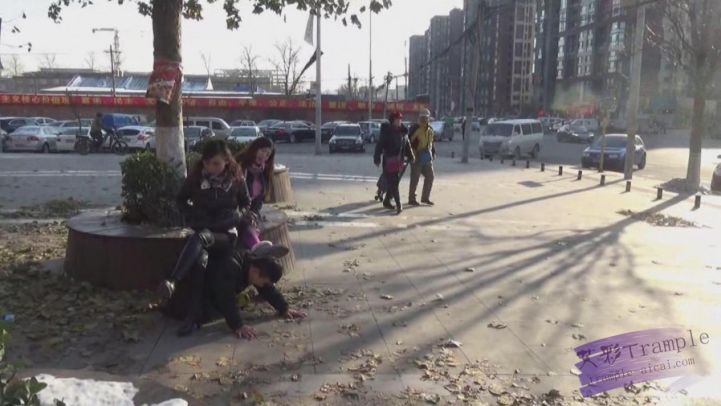 图片[9]_【品丝阁】小区大街各种踢踹_绳缚吧