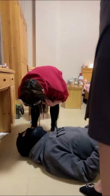 图片[3]_套路直播视频【心理学】双S奴下奴-喂口水/踩踏/骑马转胯 bf25892_绳缚吧