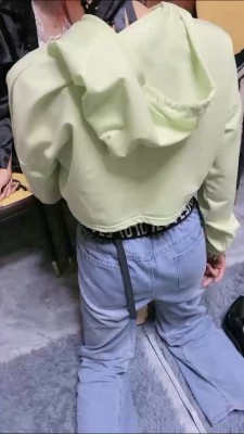 图片[8]_套路直播视频【安琪】惩罚小三母狗/强迫下跪舔脚 bf25869_绳缚吧