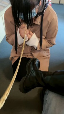 套路直播视频【微甜】户外强迫闺蜜舔脏鞋臭白袜 bf25867_绳缚吧