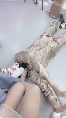 图片[10]_套路直播视频【白茶】3S-带闺蜜惩罚偷原味的狗 bf25870_绳缚吧
