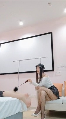 图片[5]_套路直播视频【沉鱼圣上】当儿子考试不及格/藤条sp/电击乳头/挠脚心 bf25873_绳缚吧