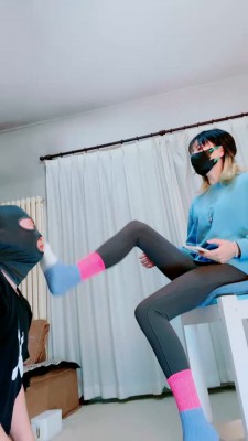 图片[10]_套路直播视频【美离子】健身女教练的狗-原味棉袜窒息/袜子堵嘴/舔臭脚 bf26162_绳缚吧