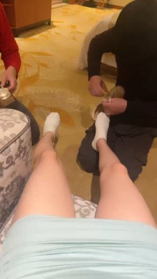 图片[8]_套路直播视频【KiKi】双狗争宠比赛-提档/遛狗/运动鞋踩踏/棉袜跪舔【完整版】 bf26465_绳缚吧