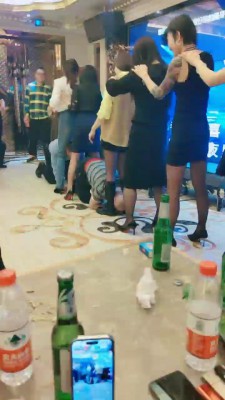 图片[13]_套路直播视频【ccyouer】超强北京SM聚会-群调群虐【最全八视角完整版】 bf26471_绳缚吧