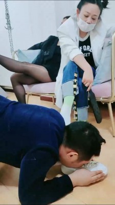 图片[13]_套路直播视频【蒂娜S】双SVS双狗-圈养卑微奴才【三视角版】 bf26450_绳缚吧
