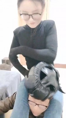 图片[4]_套路直播视频【孤傲女帝】超小白鞋踢踹【双视角版】 bf26255_绳缚吧