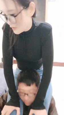 图片[7]_套路直播视频【孤傲女帝】超小白鞋踢踹【双视角版】 bf26255_绳缚吧