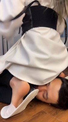 图片[8]_套路直播视频【暴躁小溪】骑马坐脸/裸足恋足调/舔长靴 bf26198_绳缚吧