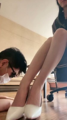 图片[2]_套路直播视频【暴躁小溪】奶狗迟到的惩罚【完整版】 bf26408_绳缚吧