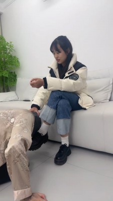 图片[4]_套路直播视频【狗哥】素人女神白袜首调狗【完整版】 bf26379_绳缚吧