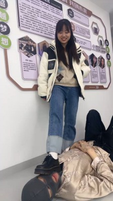图片[6]_套路直播视频【狗哥】素人女神白袜首调狗【完整版】 bf26379_绳缚吧