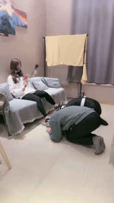 图片[4]_套路直播视频【晚晚公主】鞭打轮流转胯/全体重踩/舔脏鞋底【完整版】bf26193_绳缚吧