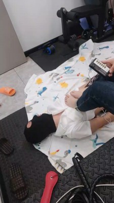 图片[3]_套路直播视频【女权主】素人白袜女主电击CD奴 bf26313_绳缚吧