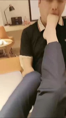 图片[5]_套路直播视频【御神】白领下班调-高跟踩踏/耳光/强迫闻鞋窝 bf26250_绳缚吧