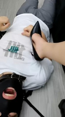 图片[4]_套路直播视频【梓晨】裸足舔脚深喉/高跟踩虐乳 bf26186_绳缚吧