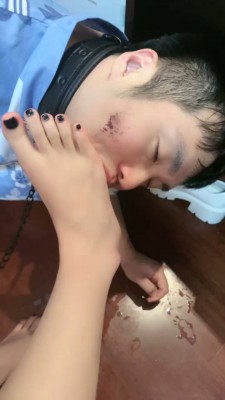图片[5]_套路直播视频【桃幼幼】关狗笼圈养-恋足舔脚-伺候洗脚 bf26404_绳缚吧