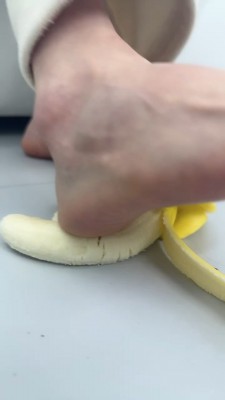 图片[2]_套路直播视频【狗哥】重口-踩踏食物喂食 bf26395_绳缚吧