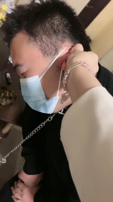 图片[7]_套路直播视频【猫咪大大】户外-楼梯间踩业主/拧耳朵/舔脚酸奶喂食/鞭打 bf26394_绳缚吧
