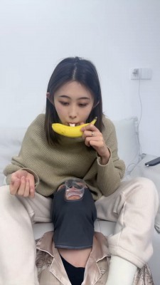 图片[5]_套路直播视频【狗哥】超强重口专场-口水+咀嚼物喂食/闻舔原味白袜 bf26386_绳缚吧