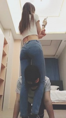套路直播视频【美娜格格】高帮帆布鞋白棉袜辱狗/喝圣水/转胯 bf26382_绳缚吧