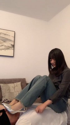 图片[7]_套路直播视频【宝爷】高跟踩踏-骑马胯下辱-吃口水-腿绞窒息 bf26369_绳缚吧