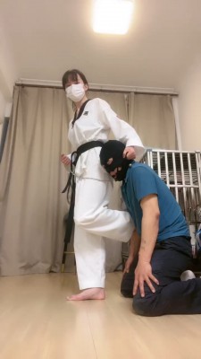 图片[5]_套路直播视频【美学】跆拳道女神踢踹/强制舔裸足/跪地求饶 bf26413_绳缚吧