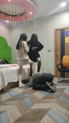 套路直播视频【最抗揍M】双S精神小妹暴打爆踹 bf26336_绳缚吧
