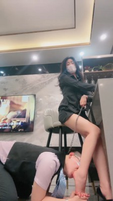 图片[6]_套路直播视频【禾末】剧情-反转调潜规则领导-踢踹转胯-裸足深喉 bf26349_绳缚吧