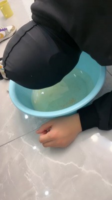 图片[14]_套路直播视频【一一S】开发新模特S-超强刷鞋底强迫吃/脏水压头窒息 bf26353_绳缚吧