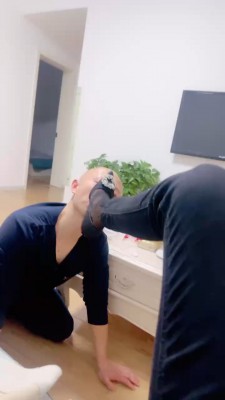 图片[2]_套路直播视频【霸主S】虐老狗-黑丝捂狗-全体重踩踏-吃口水-骑脖子 bf26355_绳缚吧