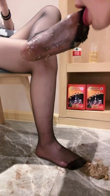 图片[6]_套路直播视频【宸宸】超美御姐黑丝高跟踩食物喂食奶狗 bf26239_绳缚吧
