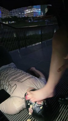 图片[5]_套路直播视频【宸宸】雨天户外全体重踩/脚踩喂食/掐狗肉 bf26278_绳缚吧