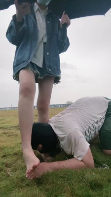 图片[9]_套路直播视频【宸宸 】户外遛狗骑马/脏靴踩狗爪-舔臭脚 bf26271_绳缚吧