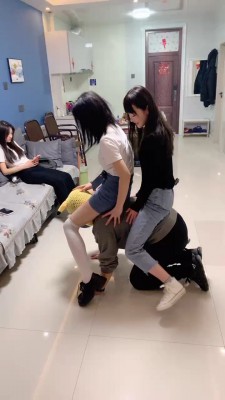 图片[6]_套路直播视频【精神小妹】精彩-3S-花臂素人首调-踩踏骑马转胯闻袜 bf26261_绳缚吧
