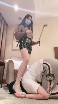 图片[5]_套路直播视频【月影儿】御姐肉丝高跟蹂躏狗-全体重踩/白袜+丝袜气味辱 bf26251_绳缚吧