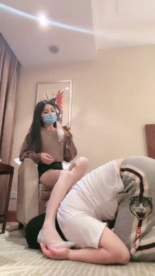 图片[6]_套路直播视频【月影儿】御姐肉丝高跟蹂躏狗-全体重踩/白袜+丝袜气味辱 bf26251_绳缚吧