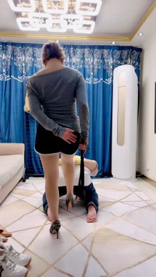 图片[5]_套路直播视频【楼遥】反绑狗运动鞋+高跟鞋强制提档 bf26210_绳缚吧