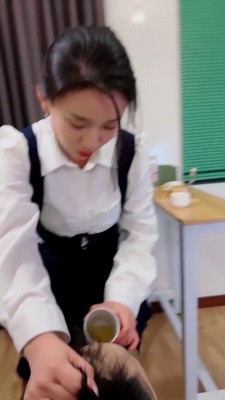 图片[3]_套路直播视频【潘妮女王】捆绑强制灌圣水/头压马桶/加官窒息 bf26200_绳缚吧