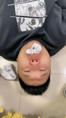 图片[6]_套路直播视频【艾莉】剧情-惩罚下贱快递员-吃白袜/舔脏鞋/裸足深喉 bf26195_绳缚吧