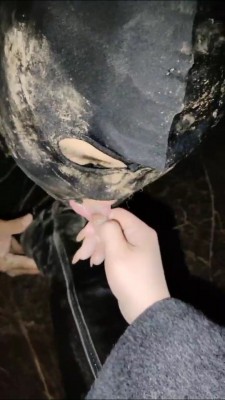 图片[5]_【辣姐】户外-强迫狗舔泥巴鞋底/骑马遛狗 bf26766_绳缚吧