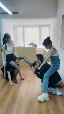 图片[5]_【伊晨S】剧情腿绞-麻辣女教师和校花玩哭男同学【三视角版】 bf26740_绳缚吧